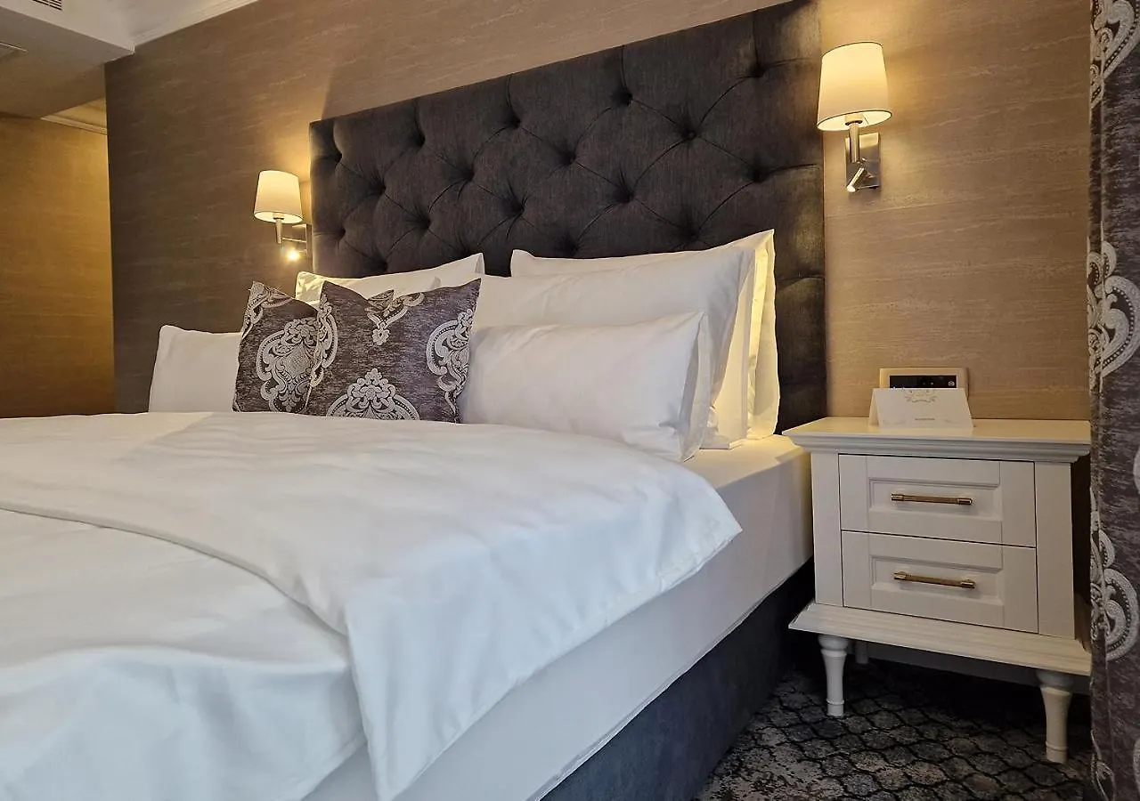 Boutique Hotel Bora & Villas Garamm  Pakostane